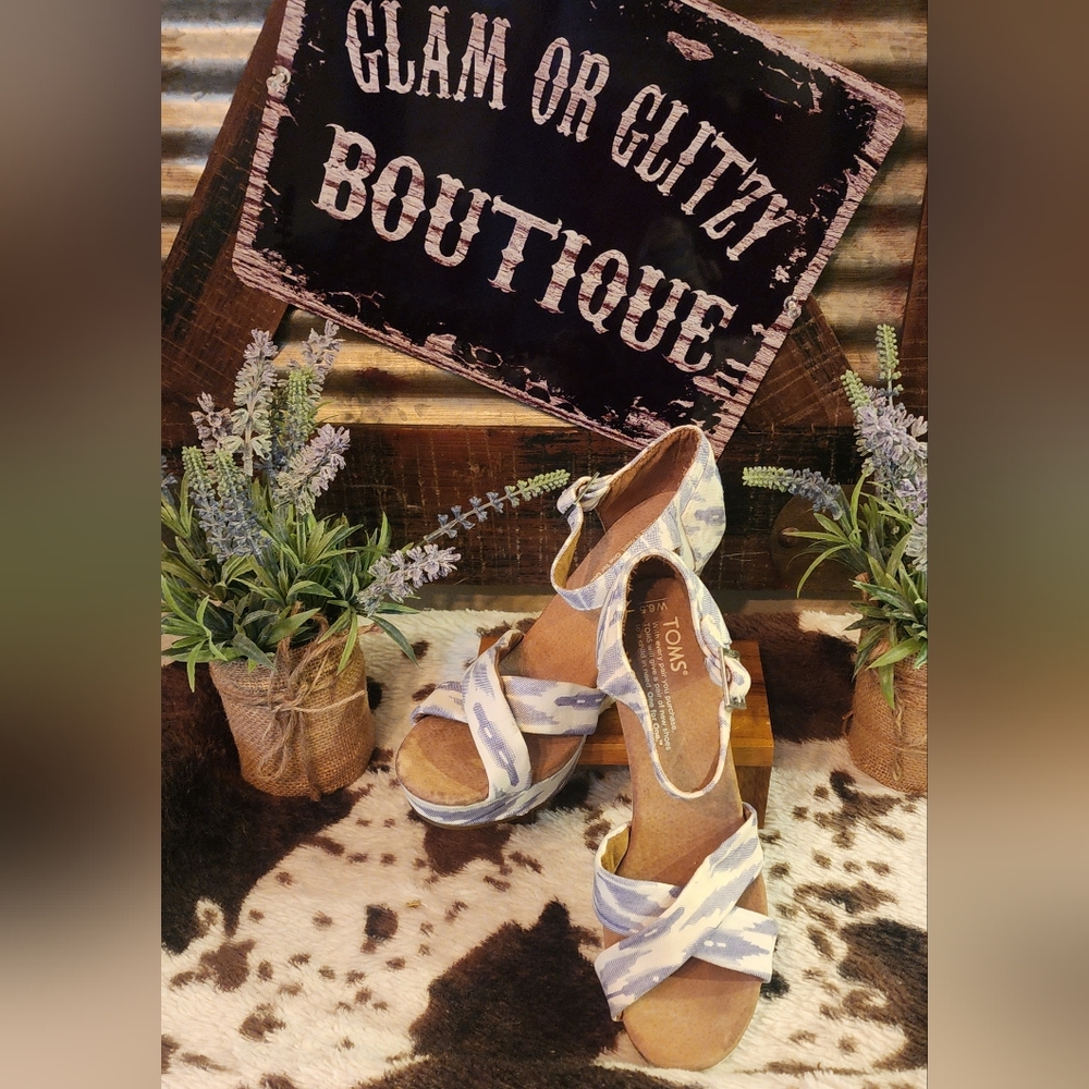 Tom's Wedges